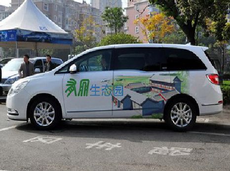 汤阴户外车贴喷绘如何保持效果?